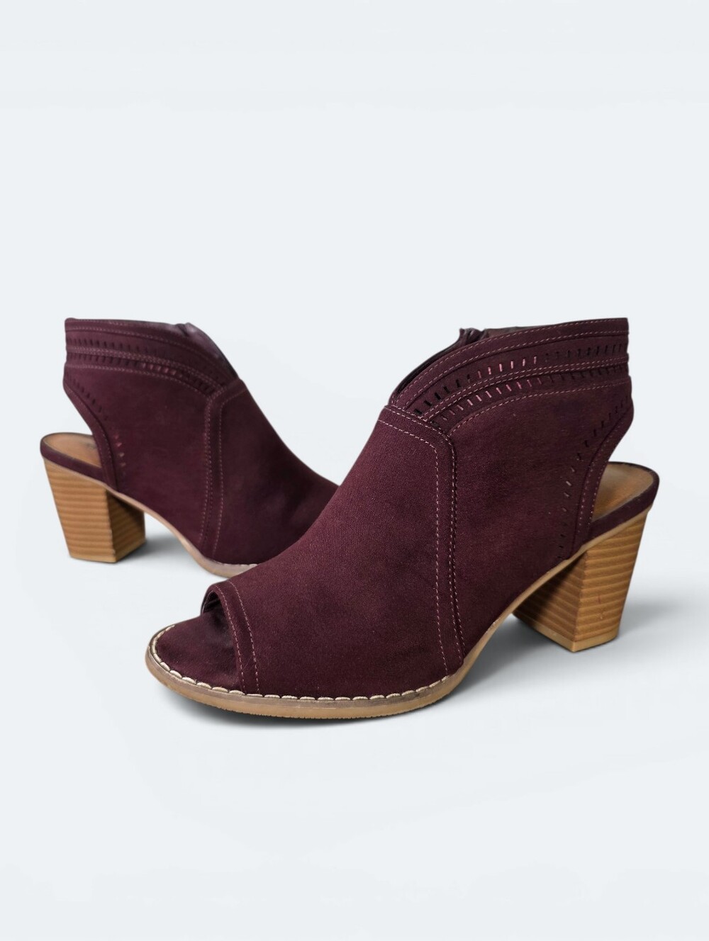 Sonoma Goods For Life Thelma Peep Toe Ankle Booties Burgundy Suede Size 8